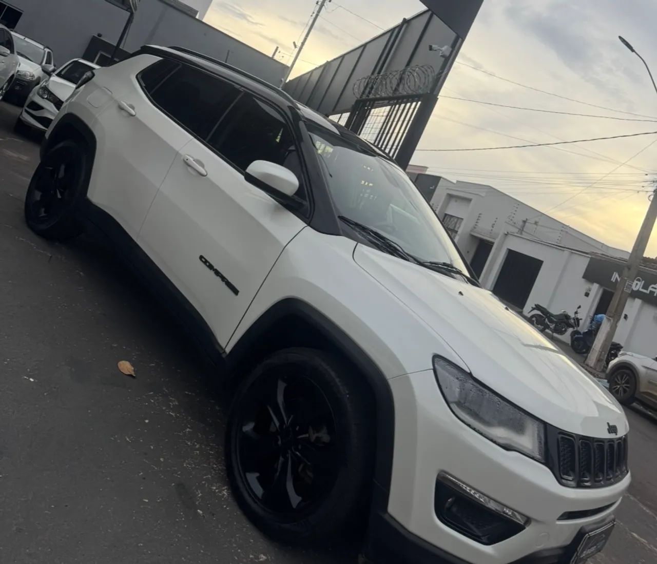 Jeep Compass Night Eagle 2.0 4X2 Flex 16V AUT 2018 - Foto 2
