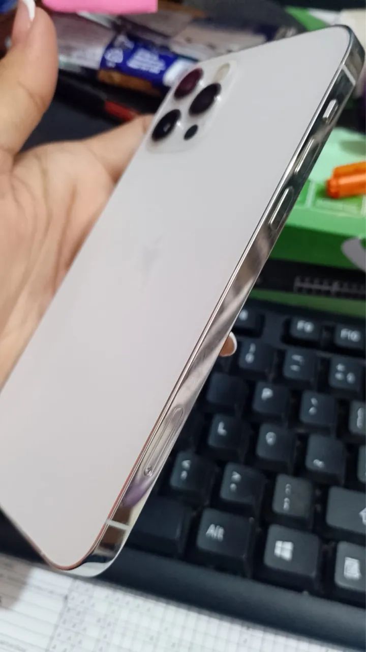 IPHONE 12 PRO SEMINOVO 128GB BRANCO - Celulares e Smartphones