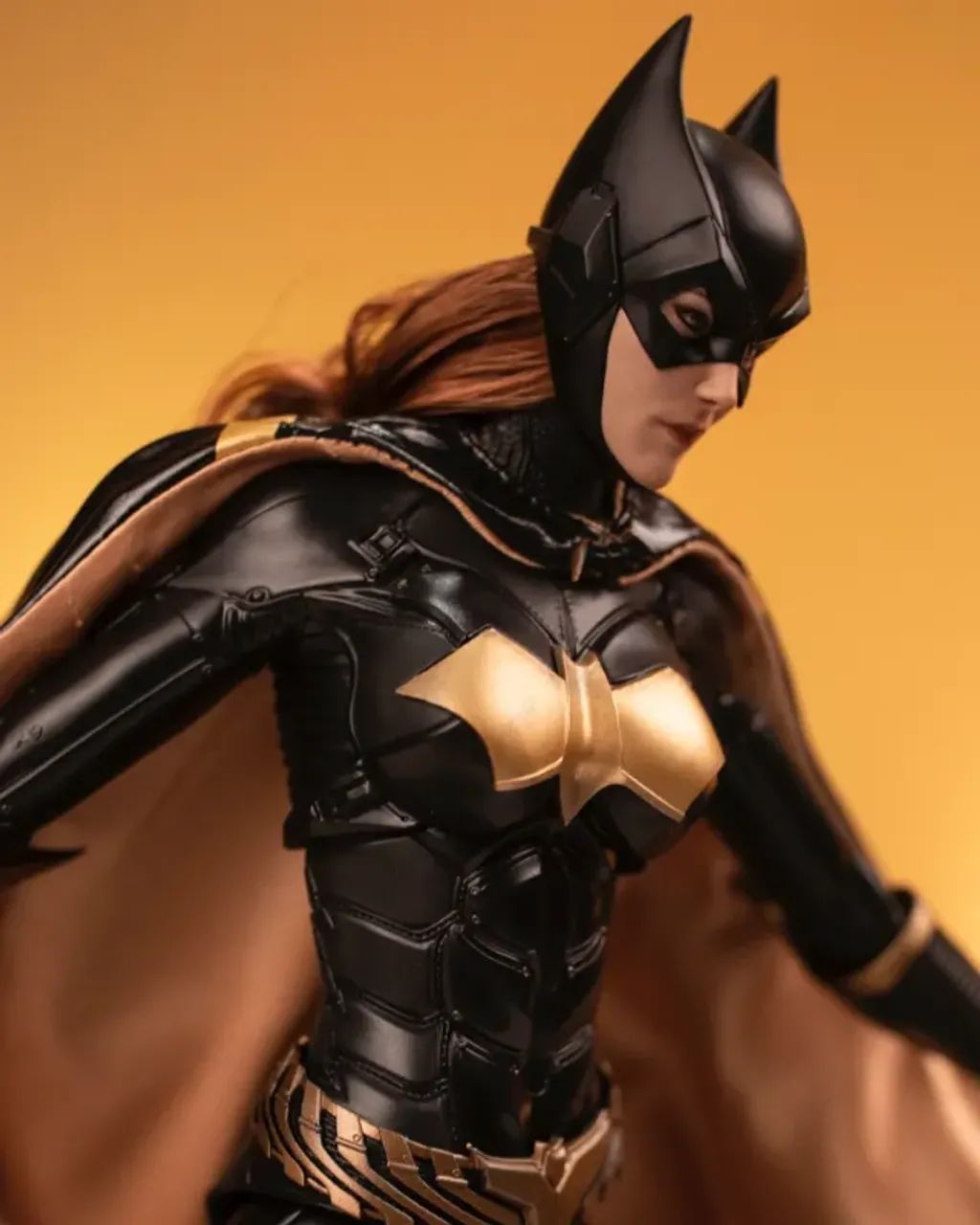 hot toys batgirl arkham knight