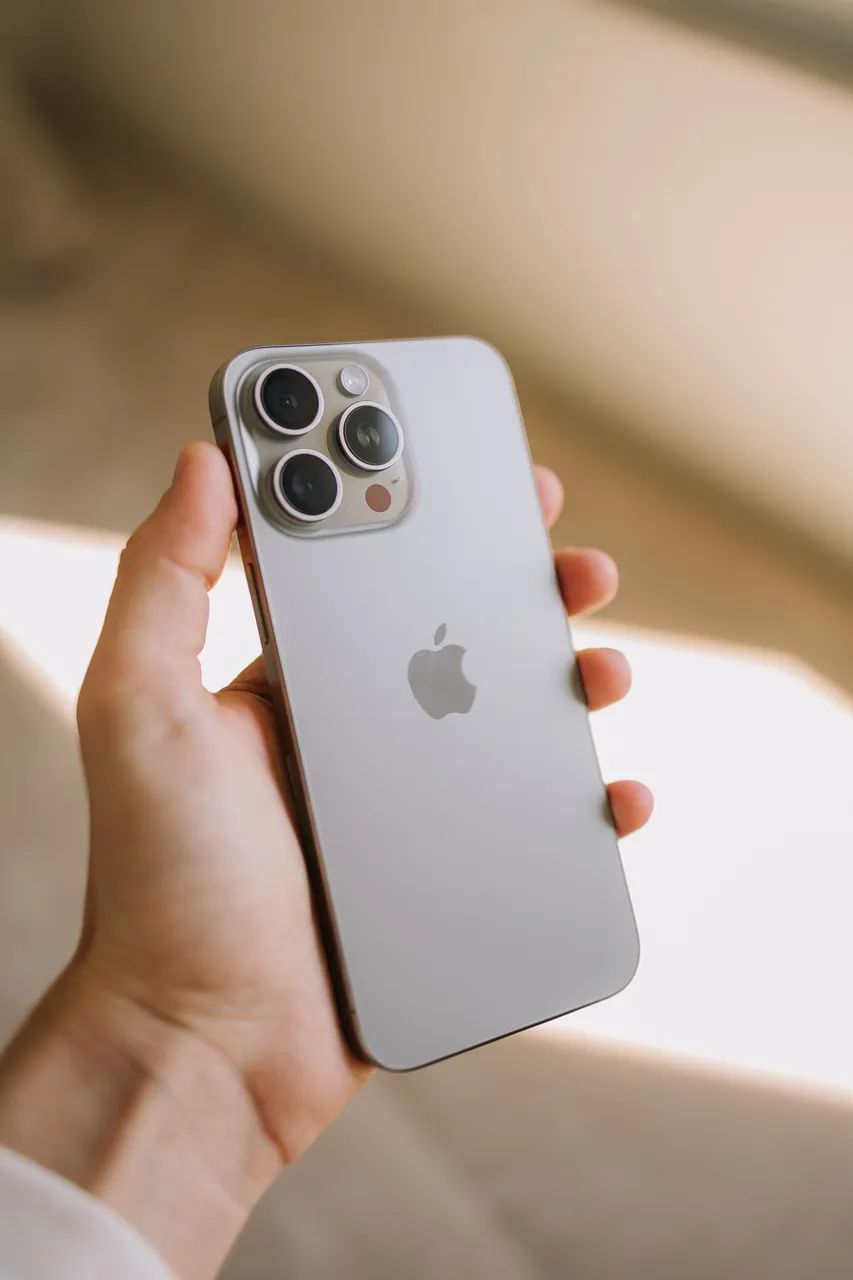 iPhone 15 Pro Max 256gb - Foto 2