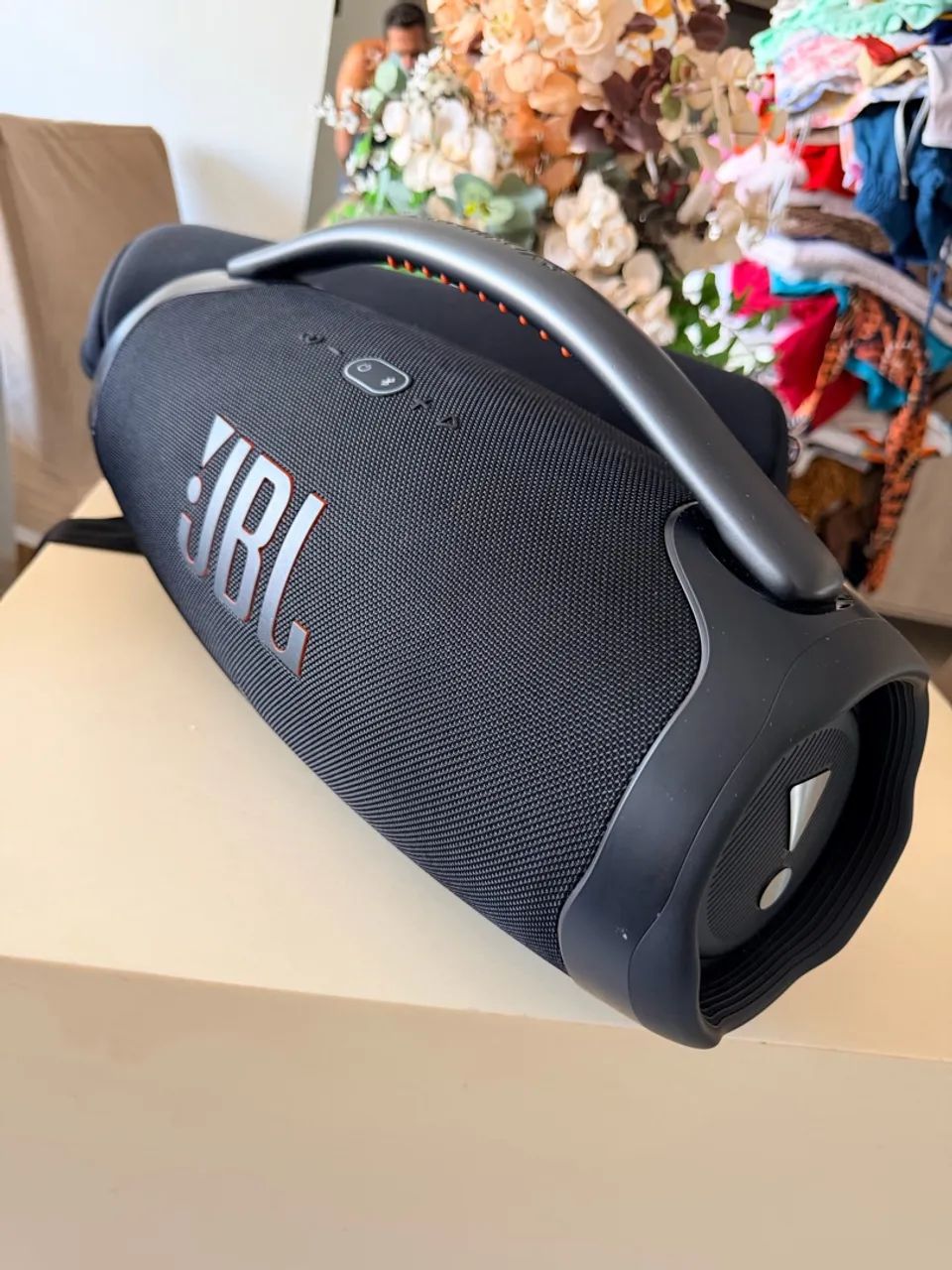 JBL boombox 3