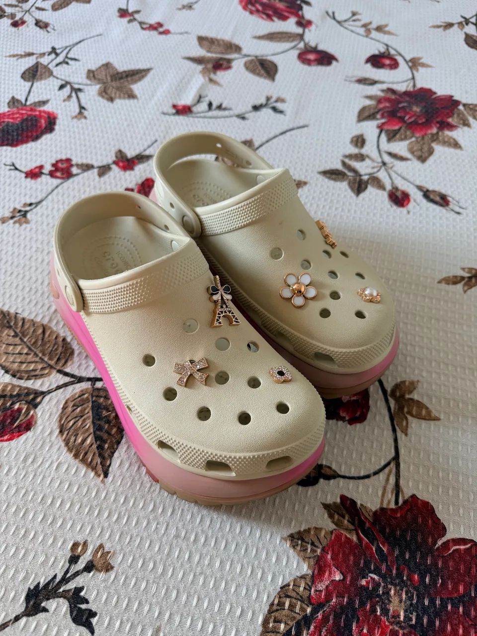 Crocs Classic Mega Crush Clog - Calçados - Heliópolis, Belo