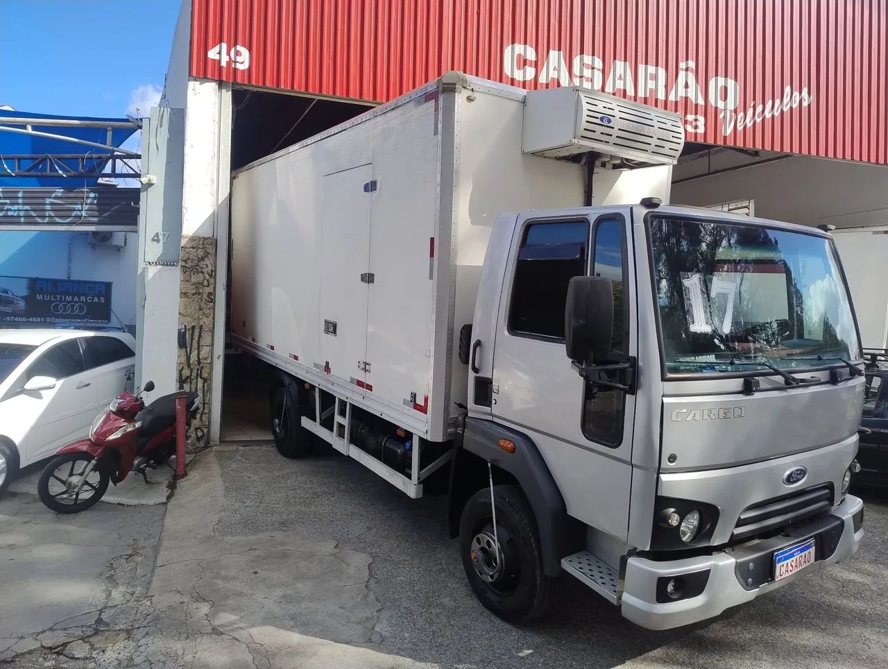 Ford Cargo 1119 Baú Refrigerado com Plataforma  - Foto 3