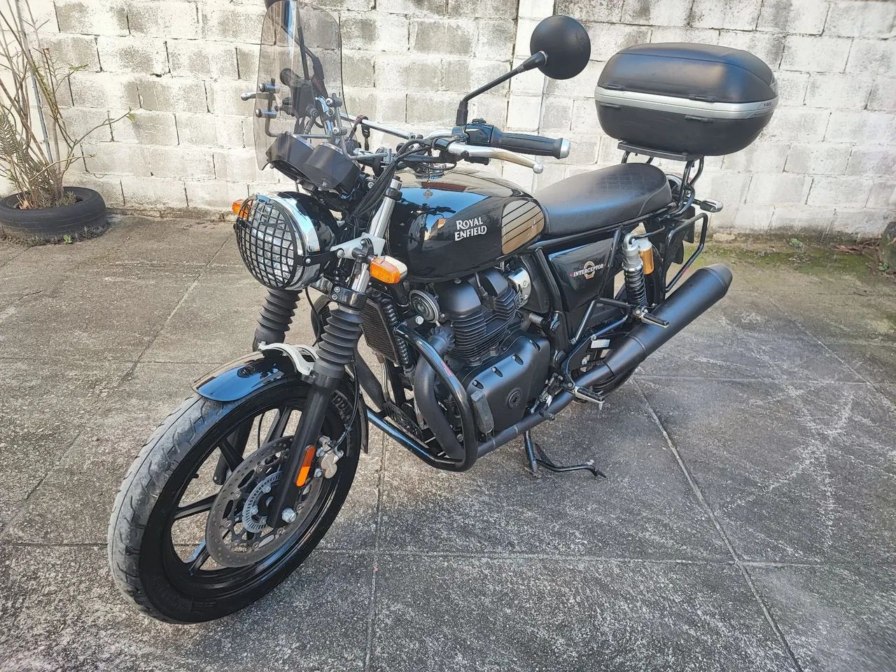Interceptor 650