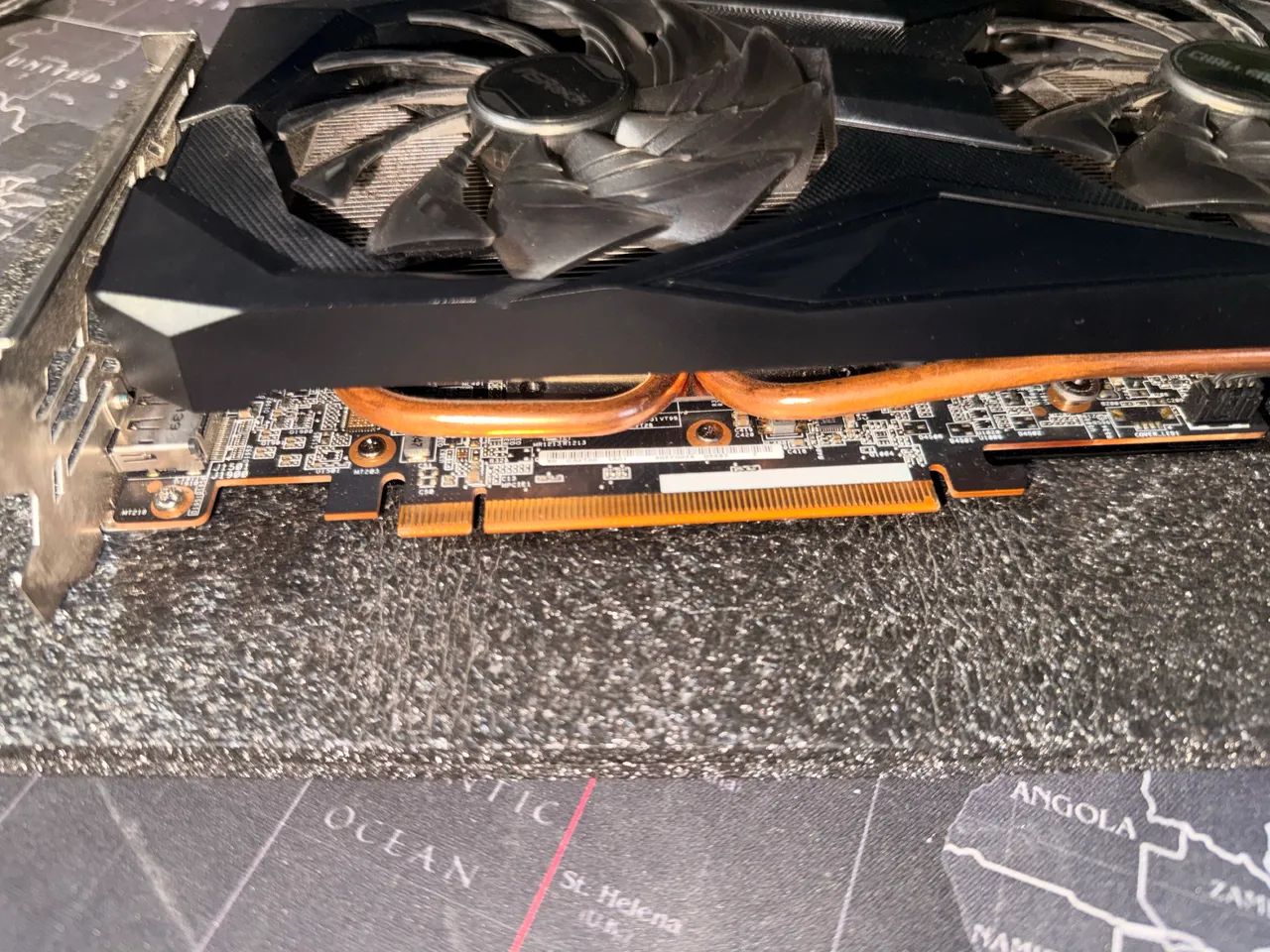 Placa de Vídeo RX 6600 XT ASROCK CHALLENGER 8GB - Foto 3