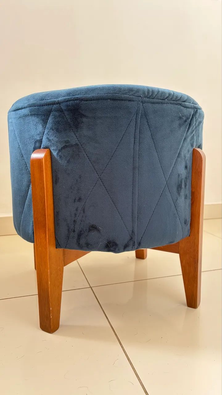 Puff 42 cm Madeira + Azul de Suede - Foto 2