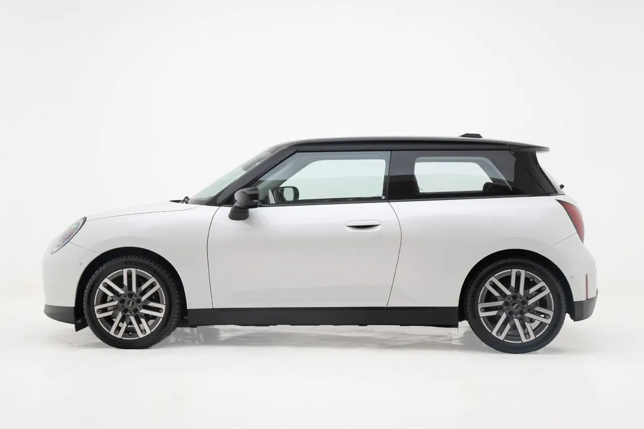 Mini Cooper E 3P (elétrico) 2024 - Foto 4