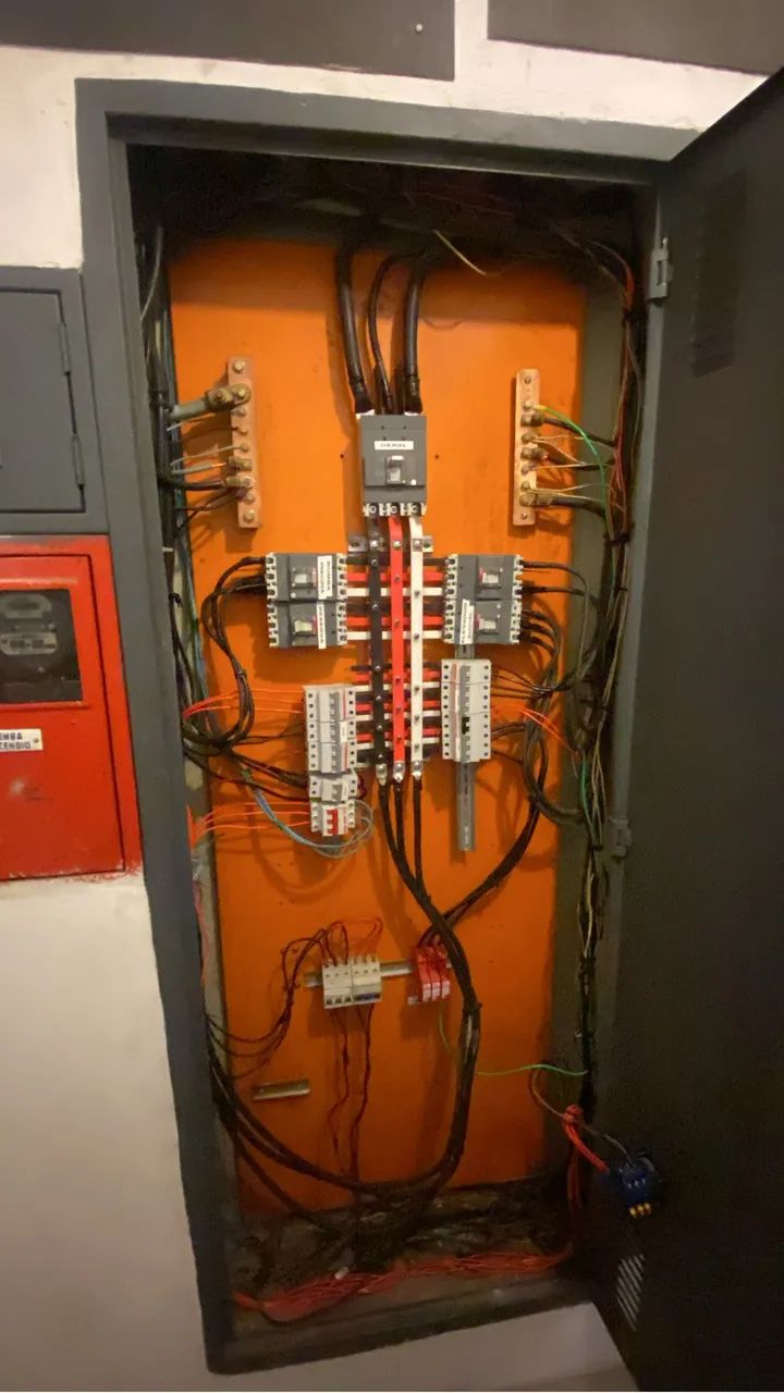 Serviços de elétrica é pequenos reparos 