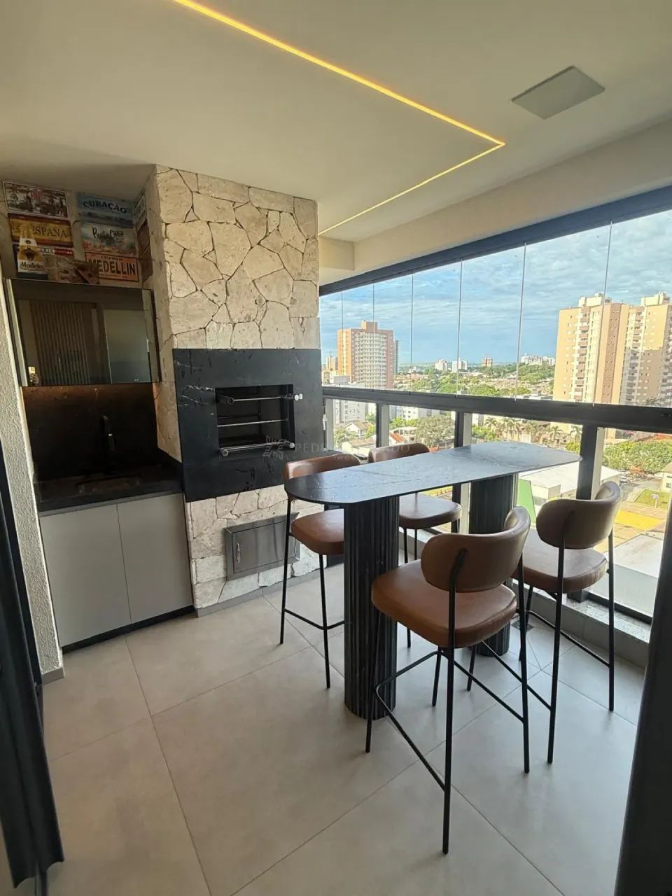 Apartamento Padrão em Maringá - Foto 3