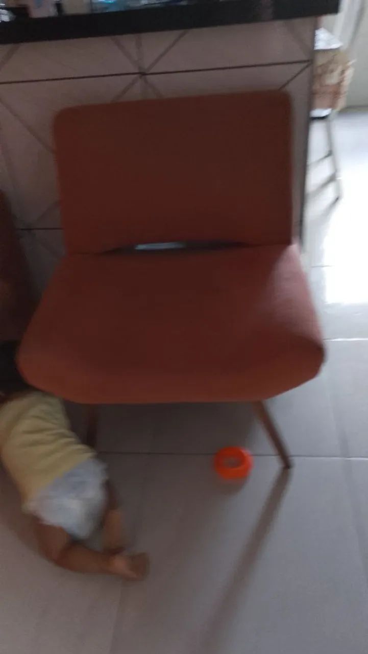 Sofá e duas poltronas e puff - Foto 2