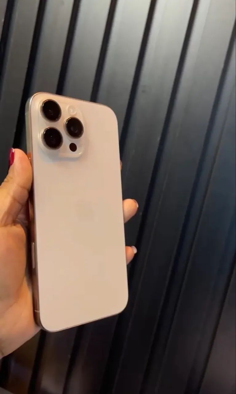 IPHONE 16 PRO MAX - OPORTUNIDADE ?92% - Foto 3