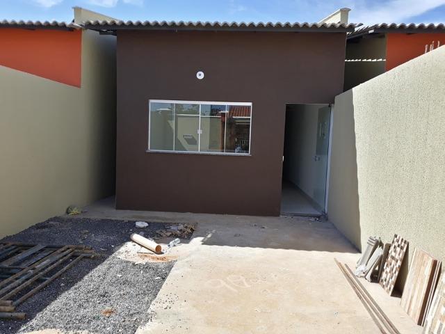 Casa de 3 Quartos com suite pronta para morar a 5 minutos do Shopping Sul! - Foto 2