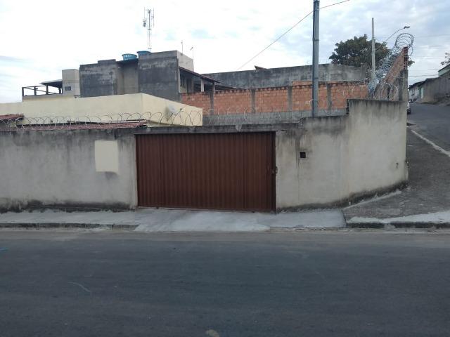 Terreno planissimo, murado, de esquina , 15 metros frente para Rua - 120 Mil - Foto 3