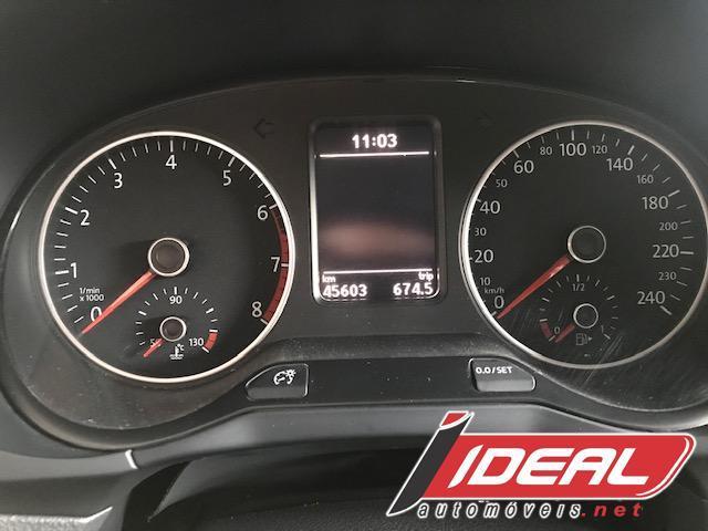VW Crossfox 1.6 Flex MSI 15/15 câmbio novo 6 marchas - Foto 6