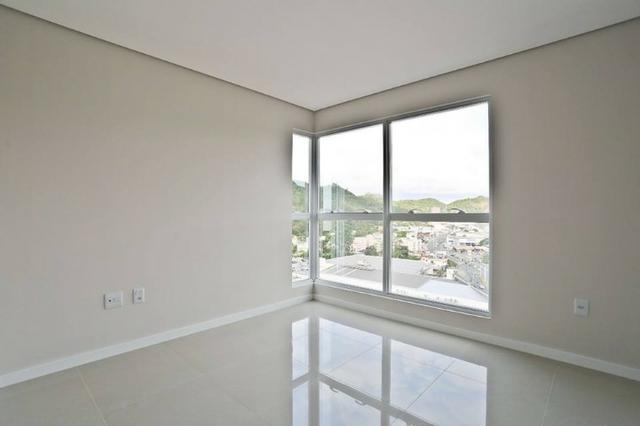 Apartamento em excelente localização, Bairro Fazenda Itajaí - Foto 2