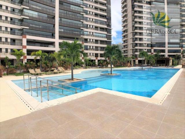 Apartamento em andar alto na torre Soho do Cosmopolitan no Guararapes.