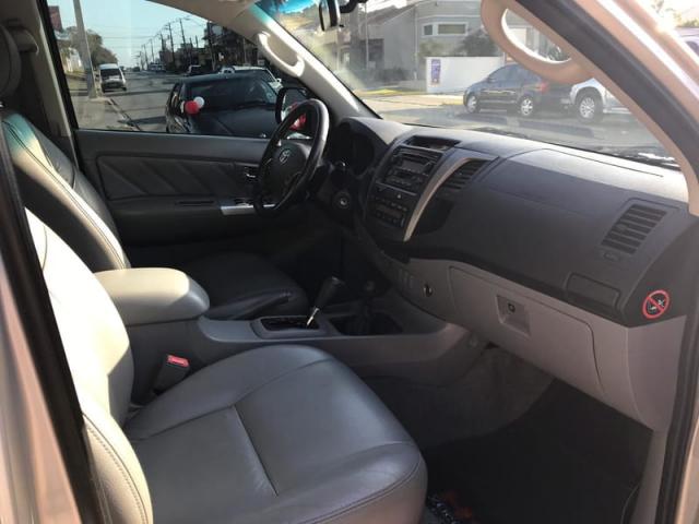 TOYOTA HILUX CD 4X4 SRV 2009 - Foto 3