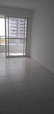 Vende-se lindo AP 01 quarto, projetado, vista mar no Edifício Marítimus na Península - Foto 12
