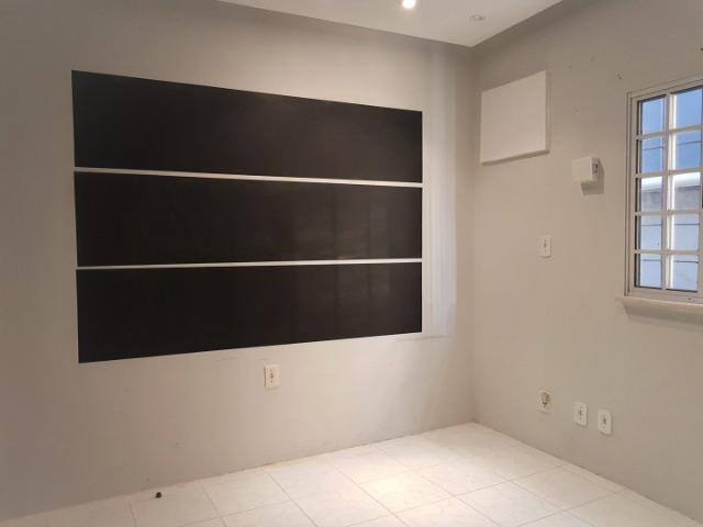 Sala comercial no Rio Vermelho, com banheiro próprio - Foto 10