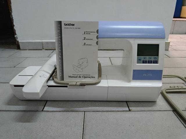 Máquina de bordado brother pe770