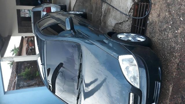 Corsa Sedã Premium 1.4 - Foto 2