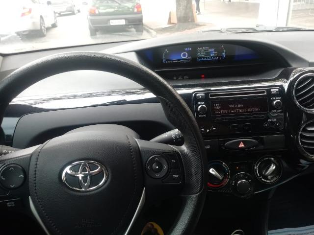 Etios 1.5 XS - 17/18 - Foto 6
