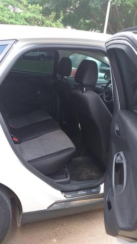 Vendo ou Troco Focus S 1.6 Hatch 2013/2014 Branco- Ji Paraná - Foto 6