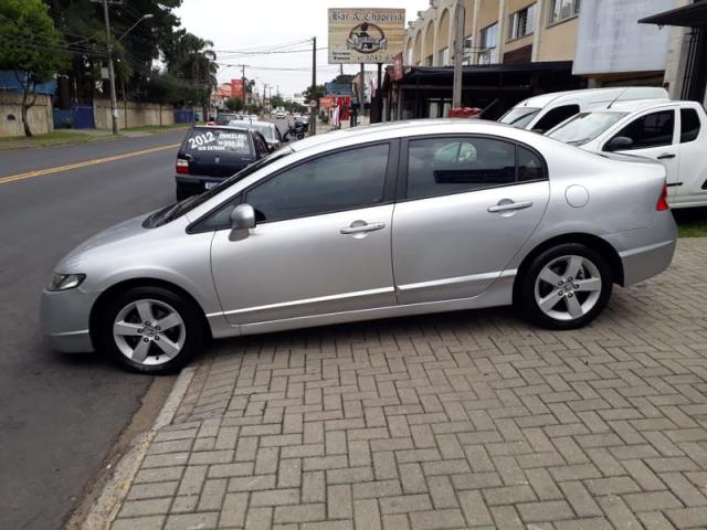 HONDA CIVIC LXS AT - Foto 16