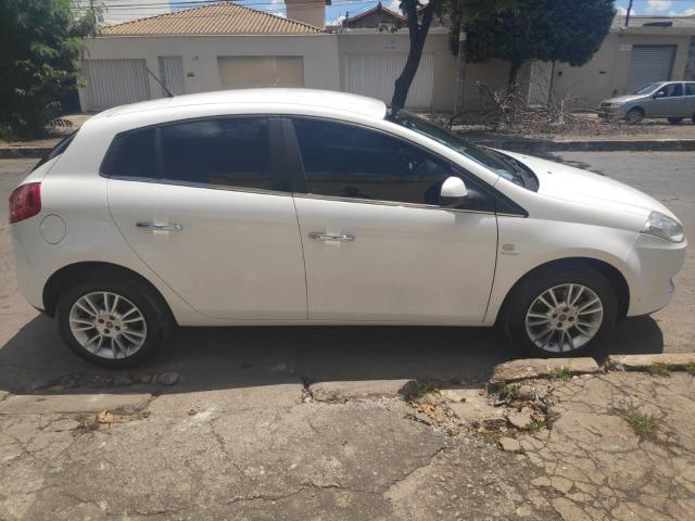 Fiat Bravo 1.8 Essence Dualogic 2012 em excelente estado de conservação - Foto 4