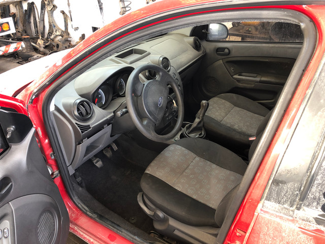 Ford fiesta 1.0 2013 retirada de peças - Foto 2