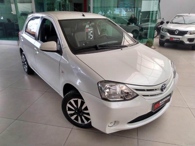 ETIOS XS 1.5 // COMPLETO