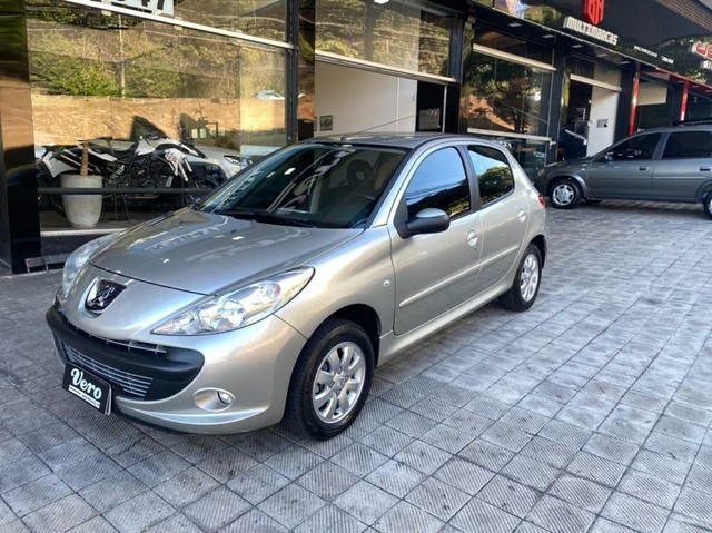 PEUGEOT 207 1.4 2011