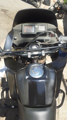 2.500 SAHARA 350CC