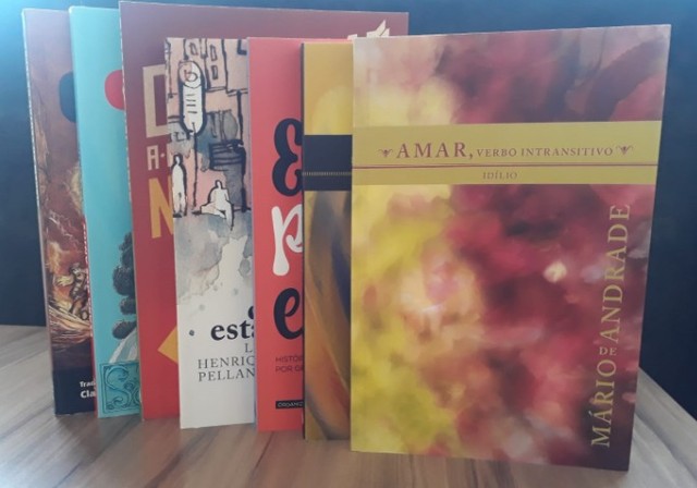 7 livros literários + 1 em inglês  - Foto 5