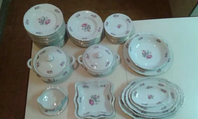 Aparelho de jantar em porcelana schmidt vitória - r$150 em Santa