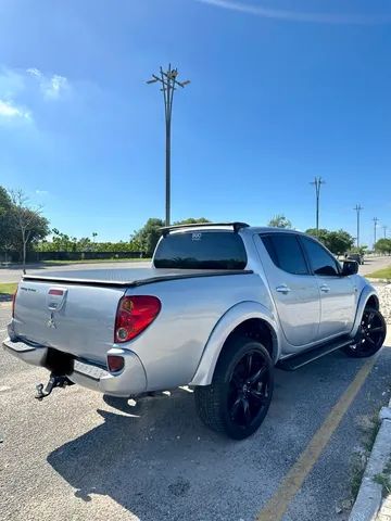 Mitsubishi L200 2013