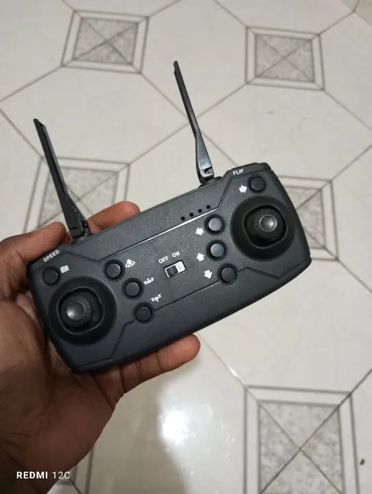 Drone Dobrável com Controle Remoto - Novo - Foto 2