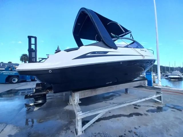 Lancha Focker Black Edition 2019