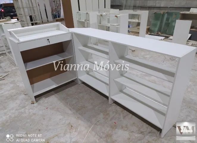 2 Vitrines em L + Balcão Caixa - NOVO - Foto 2