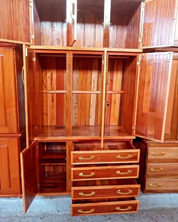 Guarda roupa de solteiro 3 portas com maleiro NOVO! - Foto 4