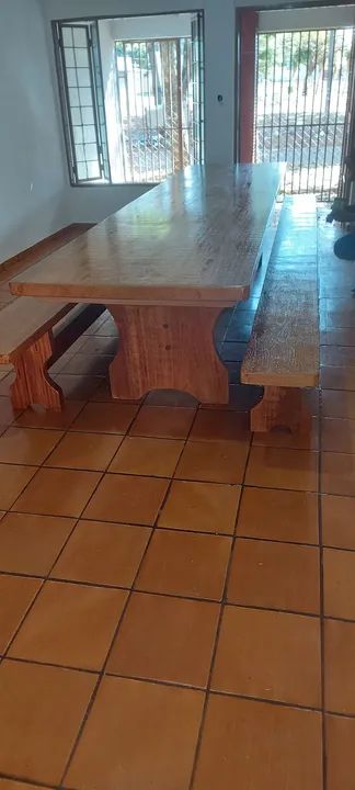 Mesa rústica 