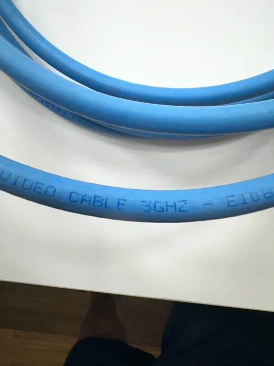 Cabo SDI profissional com 4 metros marca Belden importado  - Foto 2