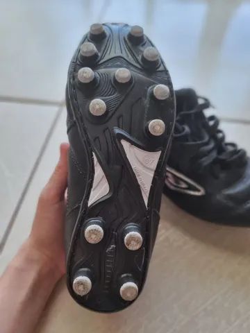 Soccer boots store for sale olx