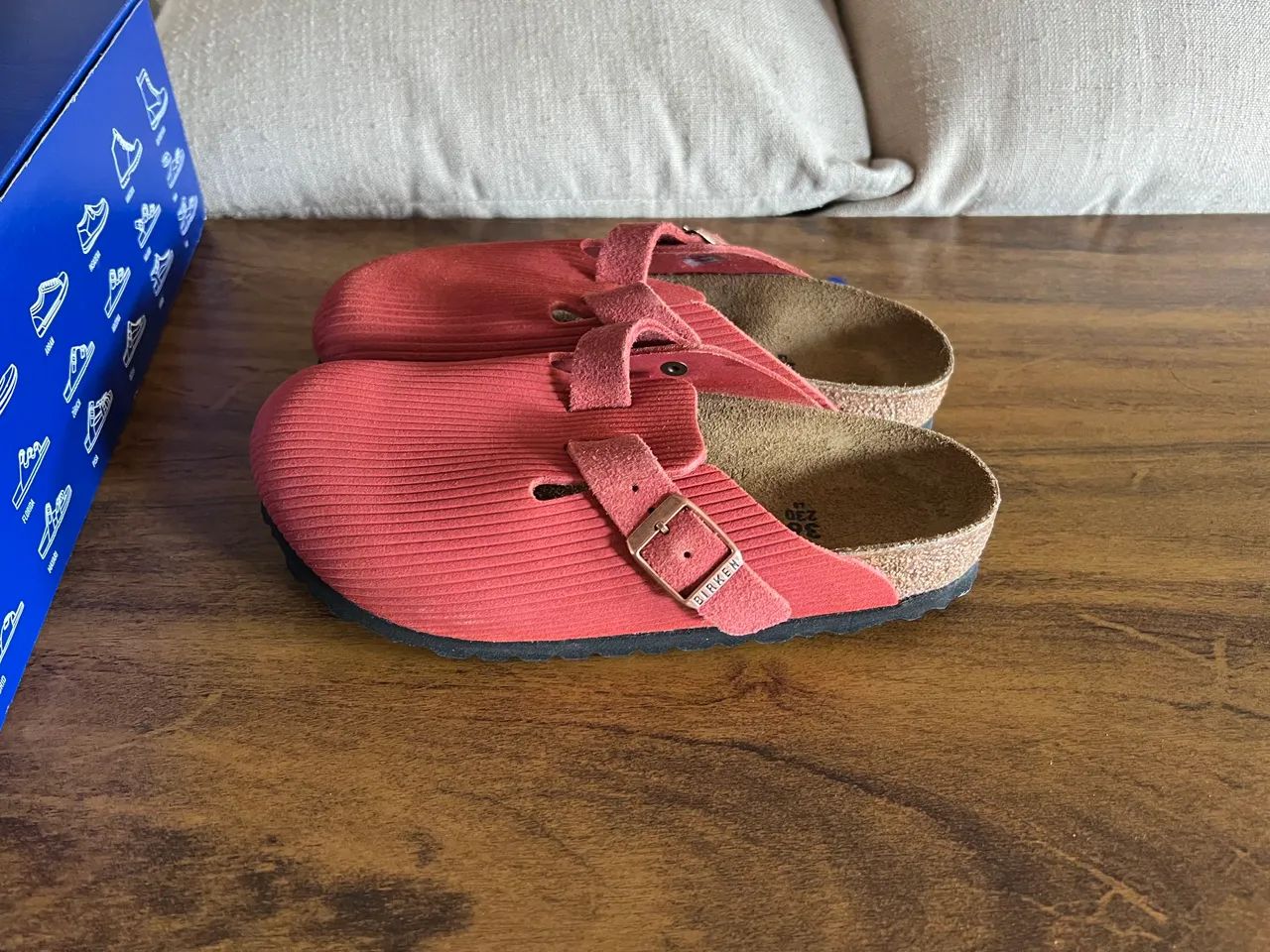 Birkenstock Boston Red 35BR - Calçados - Graça, Belo Horizonte