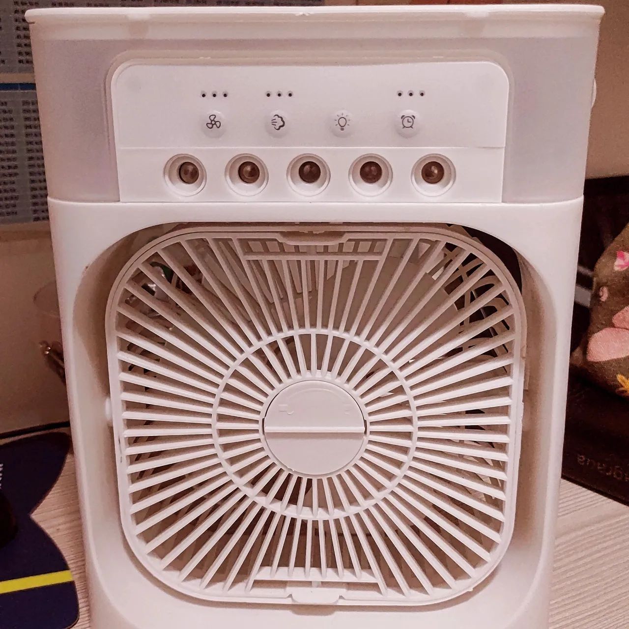 Ventilador e umidificador de Mesa Portátil com Luz LED - Novo