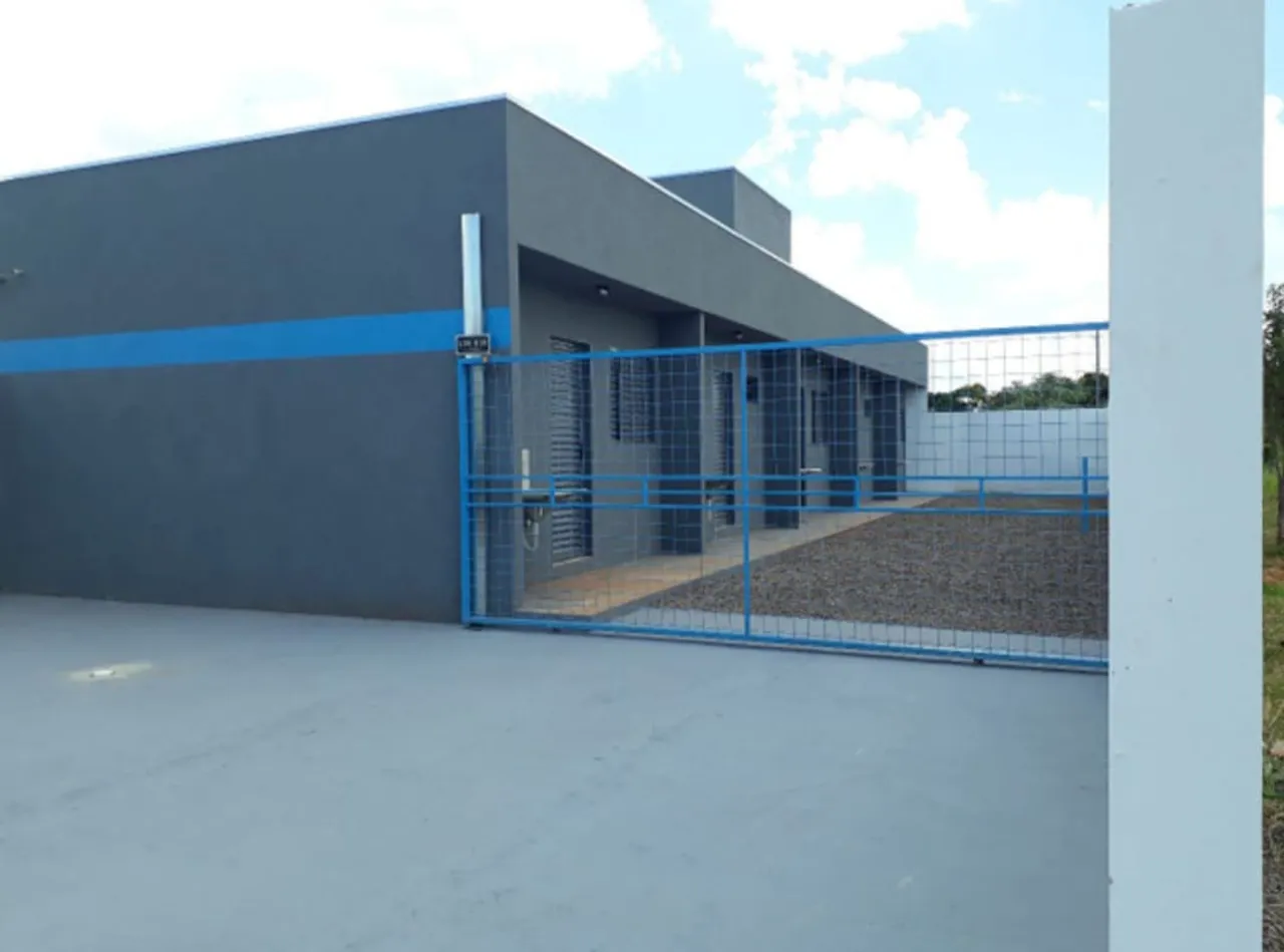 Kitnet com agua e luz inclusa