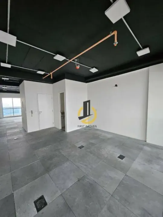 Sala comercial para venda ou locação no Condomínio Helbor Trilogy Home & Office - 75,70m²