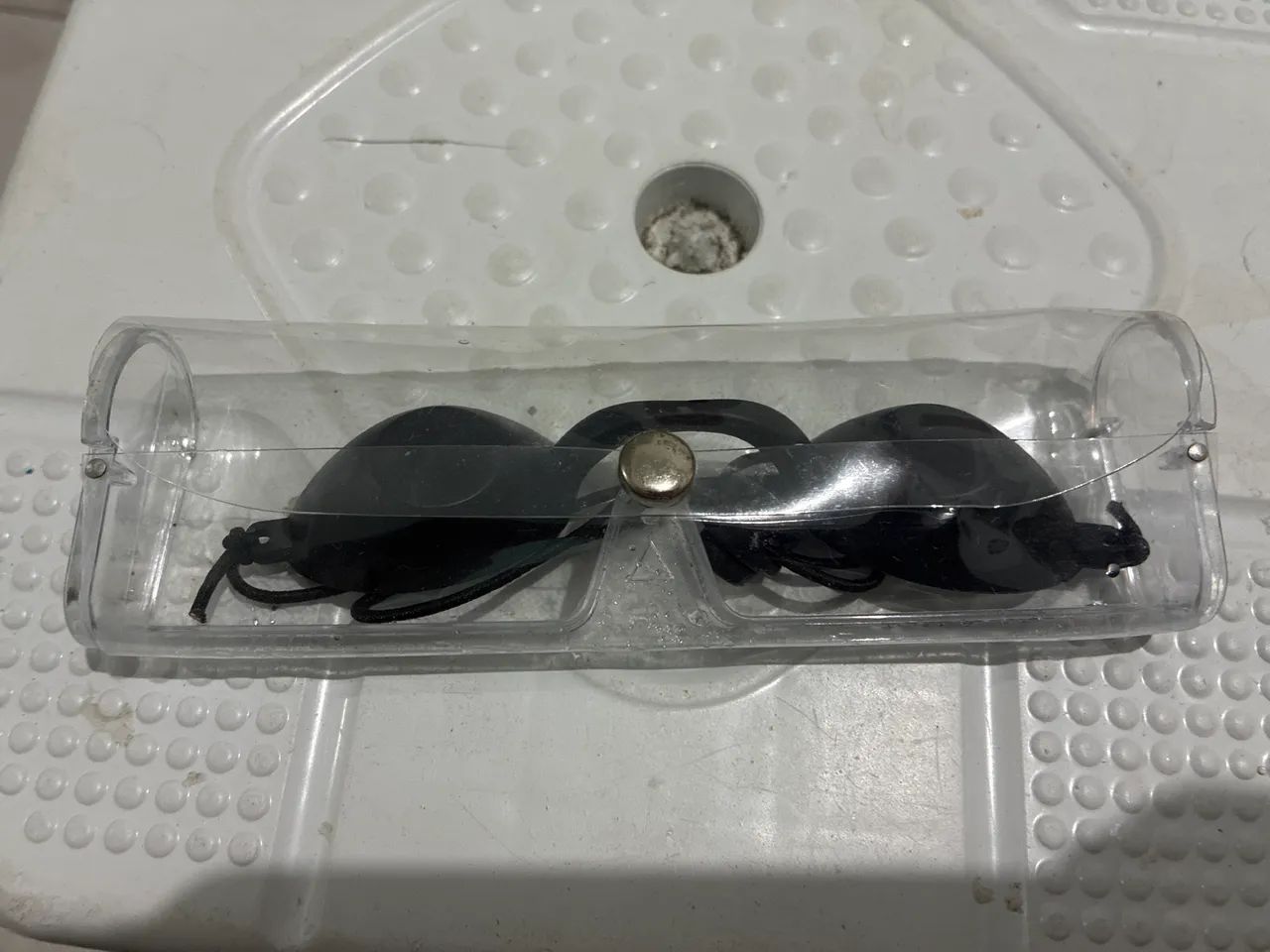 Óculos de proteção para laser e luz pulsada - Foto 2