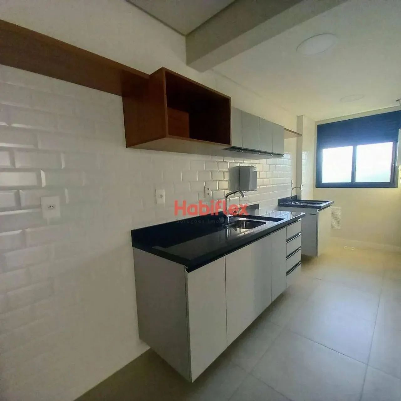 Apartamento com 2 dormitórios para alugar, 69 m² por R$ 7.010,00/mês - Campeche - Florianó - Foto 2