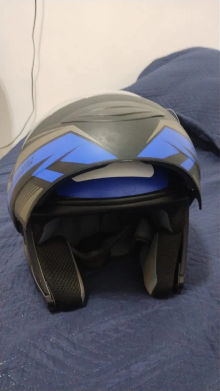Capacete